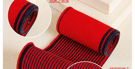 2014新款橫機(jī)Polo領(lǐng)針織衫 紹興市九劍針織廠家的產(chǎn)品優(yōu)勢(shì)與市場(chǎng)定位